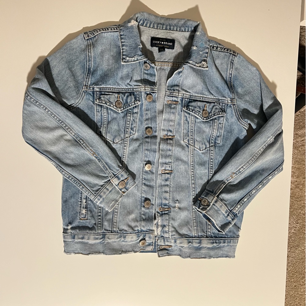 Lucky Brand Women’s Light Blue Denim Jacket - tomboy trucker fit